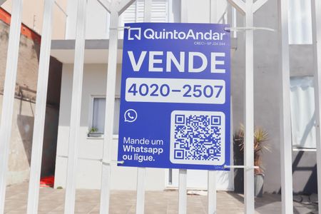 Casa à venda com 304m², 3 quartos e 2 vagas Casa à venda com 304m², 3 quartos e 2 vagasPlaca