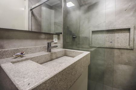 Apartamento à venda com 58m², 2 quartos e 2 vagas Apartamento à venda com 58m², 2 quartos e 2 vagasBanheiro Social