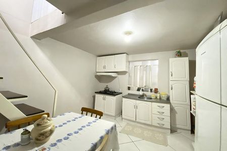 Casa à venda com 92m², 3 quartos e 1 vagaCozinha e Área de Serviço