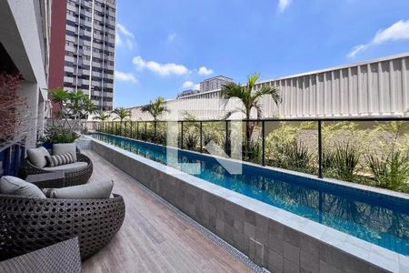 Apartamento à venda com 40m², 2 quartos e sem vaga Apartamento à venda com 40m², 2 quartos e sem vagaPiscina