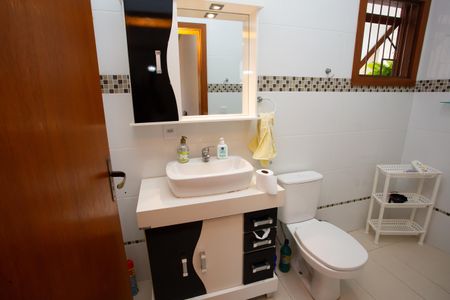 Casa à venda com 272m², 4 quartos e 2 vagas Casa à venda com 272m², 4 quartos e 2 vagasBanheiro do Quarto 1