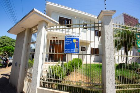 Casa à venda com 272m², 4 quartos e 2 vagas Casa à venda com 272m², 4 quartos e 2 vagasFachada - Placa