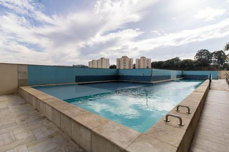 Studio para alugar com 38m², 1 quarto e 1 vaga Studio para alugar com 38m², 1 quarto e 1 vagaArea Comum - Piscina