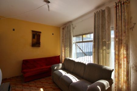 Casa à venda com 125m², 5 quartos e 3 vagasSala