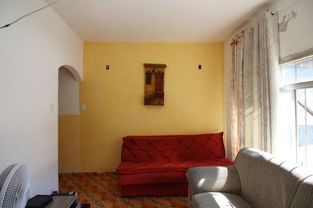 Casa à venda com 125m², 5 quartos e 3 vagasSala