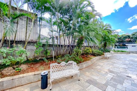 Apartamento para alugar com 130m², 3 quartos e 1 vagaÁrea comum - Pátio