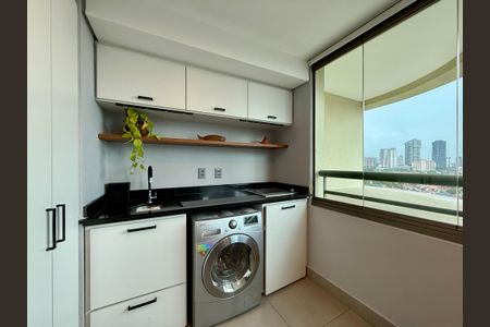 Apartamento à venda com 64m², 2 quartos e 1 vagaÁrea de Serviço