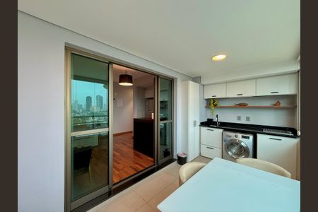 Apartamento à venda com 64m², 2 quartos e 1 vagaVaranda 