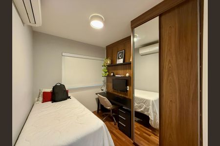 Apartamento à venda com 64m², 2 quartos e 1 vagaQuarto 2