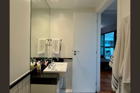 Apartamento à venda com 64m², 2 quartos e 1 vagaBanheiro Social 