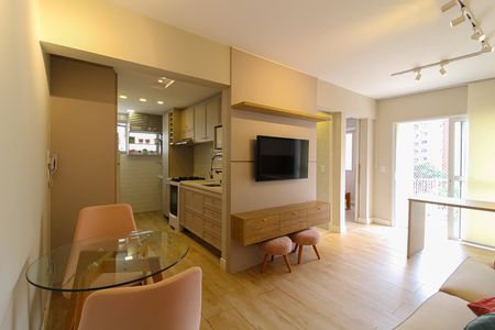 Apartamento à venda com 38m², 1 quarto e 1 vaga Apartamento à venda com 38m², 1 quarto e 1 vagaSala