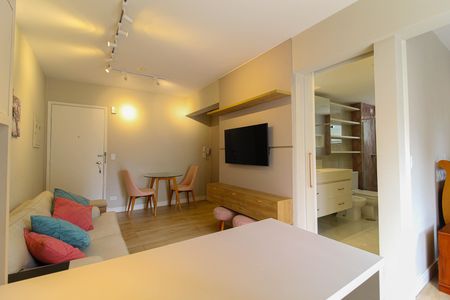Apartamento à venda com 38m², 1 quarto e 1 vaga Apartamento à venda com 38m², 1 quarto e 1 vagaSala