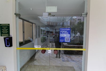 Apartamento à venda com 38m², 1 quarto e 1 vaga Apartamento à venda com 38m², 1 quarto e 1 vagaPlaca