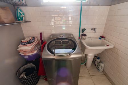 Apartamento à venda com 189m², 3 quartos e 3 vagas Apartamento à venda com 189m², 3 quartos e 3 vagasÁrea de Serviço