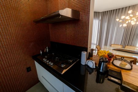 Apartamento à venda com 189m², 3 quartos e 3 vagas Apartamento à venda com 189m², 3 quartos e 3 vagasCozinha
