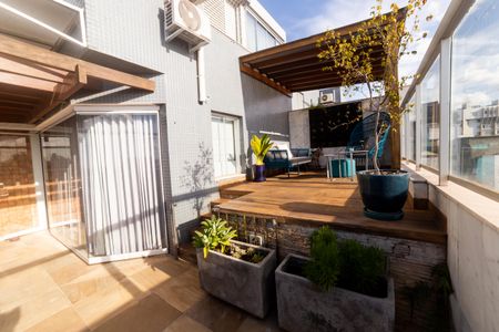 Apartamento à venda com 189m², 3 quartos e 3 vagas Apartamento à venda com 189m², 3 quartos e 3 vagasÁrea externa