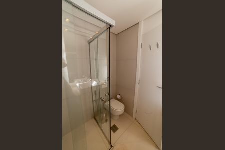 Apartamento à venda com 189m², 3 quartos e 3 vagas Apartamento à venda com 189m², 3 quartos e 3 vagasBanheiro