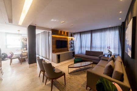 Apartamento à venda com 189m², 3 quartos e 3 vagas Apartamento à venda com 189m², 3 quartos e 3 vagasSala