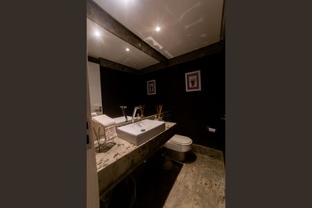 Apartamento à venda com 189m², 3 quartos e 3 vagas Apartamento à venda com 189m², 3 quartos e 3 vagasLavabo