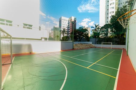 Apartamento à venda com 189m², 3 quartos e 3 vagas Apartamento à venda com 189m², 3 quartos e 3 vagasQuadra Esportiva