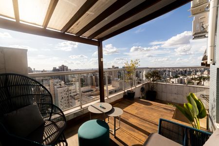 Apartamento à venda com 189m², 3 quartos e 3 vagas Apartamento à venda com 189m², 3 quartos e 3 vagasÁrea externa