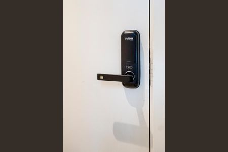 Apartamento à venda com 86m², 2 quartos e 2 vagasFechadura eletrônica