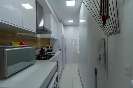 Apartamento à venda com 77m², 2 quartos e 1 vagaCozinha e Área de Serviço