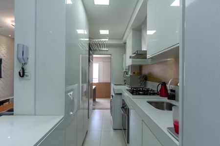 Apartamento à venda com 77m², 2 quartos e 1 vagaCozinha e Área de Serviço