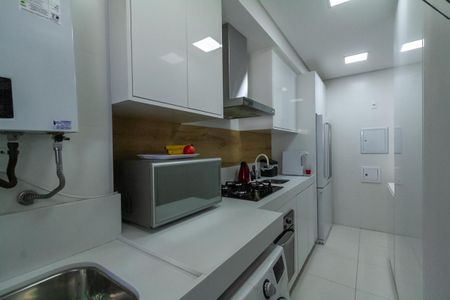 Apartamento à venda com 77m², 2 quartos e 1 vagaCozinha e Área de Serviço
