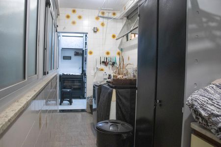 Apartamento para alugar com 255m², 5 quartos e 2 vagasÁrea de Serviço