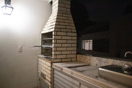 Apartamento para alugar com 255m², 5 quartos e 2 vagasChurrasqueira