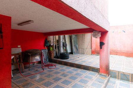 Casa à venda com 125m², 4 quartos e 1 vaga Casa à venda com 125m², 4 quartos e 1 vagaQuintal