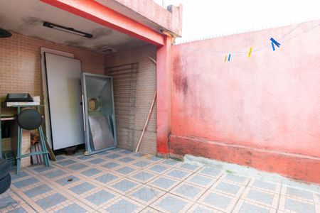 Casa à venda com 125m², 4 quartos e 1 vaga Casa à venda com 125m², 4 quartos e 1 vagaQuintal