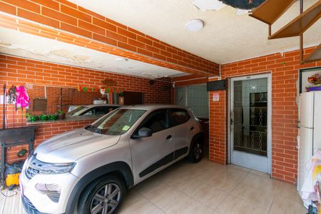 Casa à venda com 125m², 4 quartos e 1 vaga Casa à venda com 125m², 4 quartos e 1 vagaGaragem