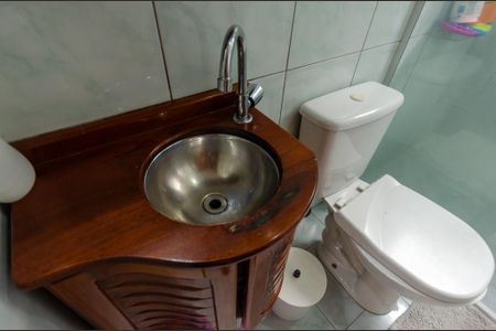 Apartamento para alugar com 51m², 2 quartos e 1 vaga Apartamento para alugar com 51m², 2 quartos e 1 vagaBanheiro