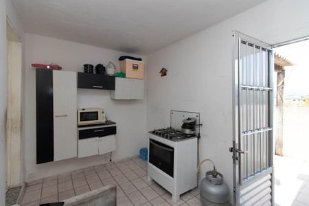 Casa à venda com 210m², 4 quartos e 2 vagas Casa à venda com 210m², 4 quartos e 2 vagasCozinha Casa 3