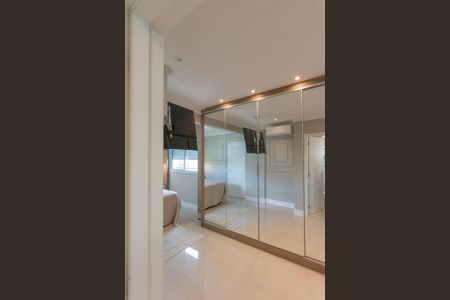 Apartamento à venda com 107m², 2 quartos e 2 vagasBanheiro da Suíte 1