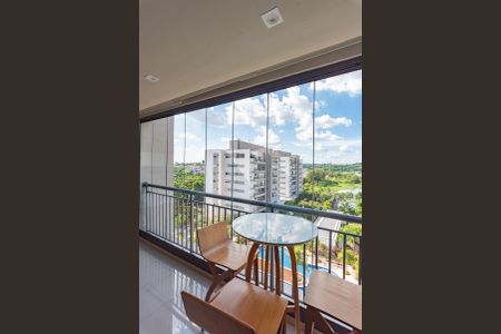 Apartamento à venda com 107m², 2 quartos e 2 vagasSala