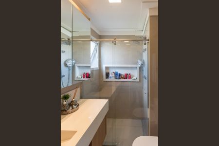 Apartamento à venda com 107m², 2 quartos e 2 vagasBanheiro da Suíte 2