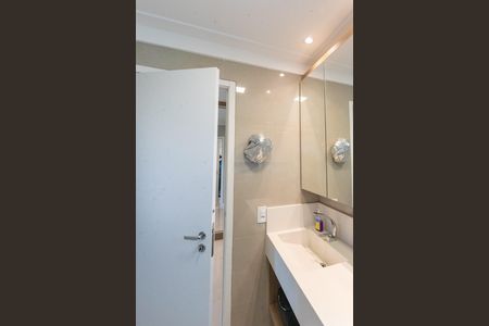 Apartamento à venda com 107m², 2 quartos e 2 vagasBanheiro da Suíte 2