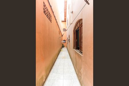 Casa à venda com 153m², 4 quartos e 1 vagaCorredor Externo Casa 1