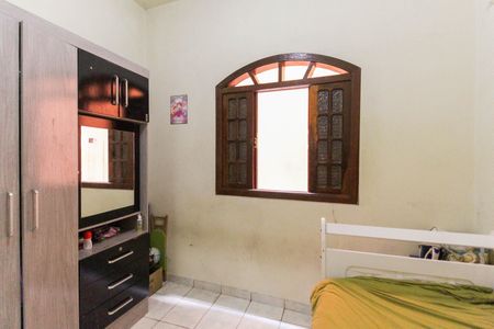 Casa à venda com 153m², 4 quartos e 1 vagaQuarto 2 Casa 1