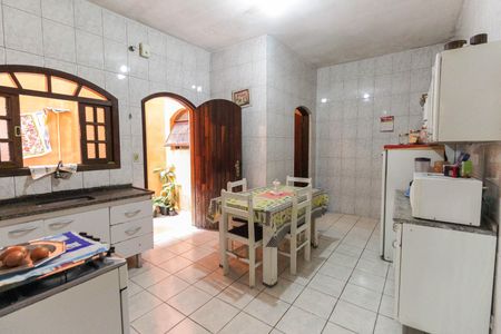Casa à venda com 153m², 4 quartos e 1 vagaCozinha Casa 1