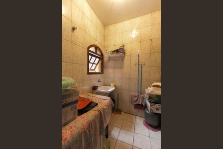 Casa à venda com 153m², 4 quartos e 1 vagaÁrea de Serviço Casa 1