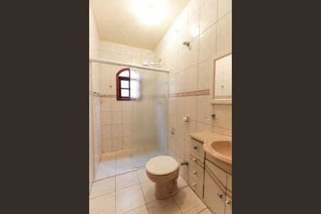 Casa à venda com 153m², 4 quartos e 1 vagaBanheiro Casa 2