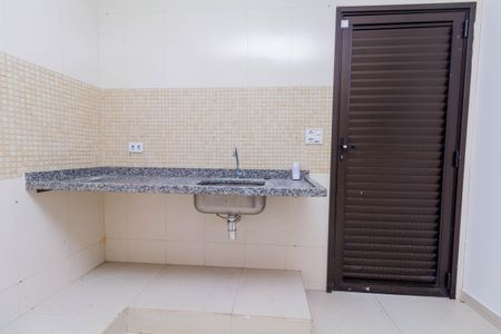 Casa à venda com 165m², 4 quartos e 2 vagas Casa à venda com 165m², 4 quartos e 2 vagasCozinha