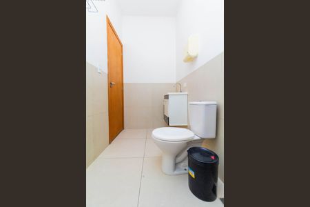 Casa à venda com 165m², 4 quartos e 2 vagas Casa à venda com 165m², 4 quartos e 2 vagasBanheiro da suíte 1