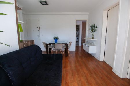 Apartamento para alugar com 68m², 3 quartos e 1 vagaSala