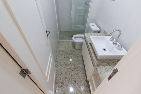 Apartamento à venda com 82m², 3 quartos e 2 vagasBANHEIRO SOCIAL