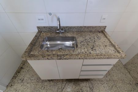 Apartamento à venda com 82m², 3 quartos e 2 vagasCOZINHA